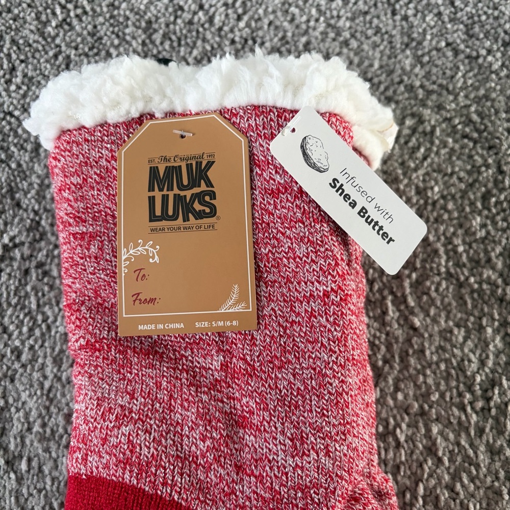 MukLuks Red Socks - Picture 2 of 2